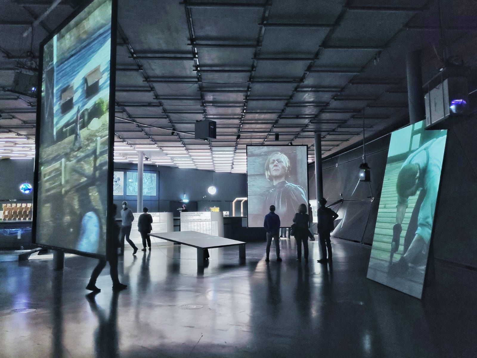 Installation of Hardly Working